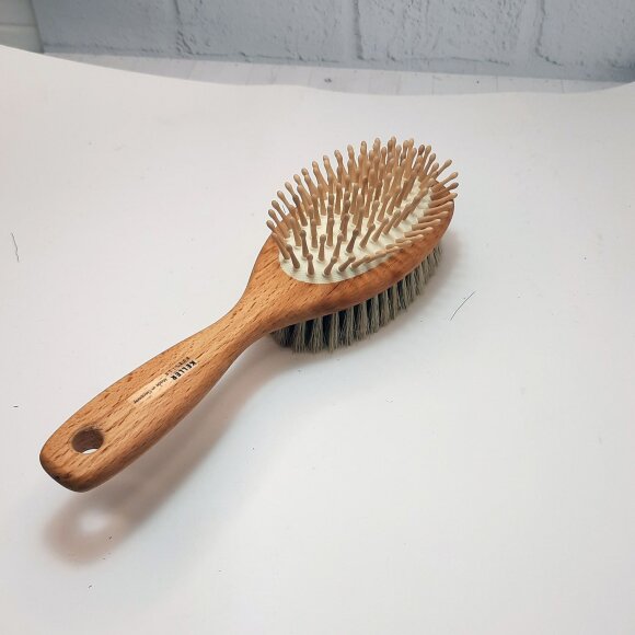 Щетка Keller для лошади Woody