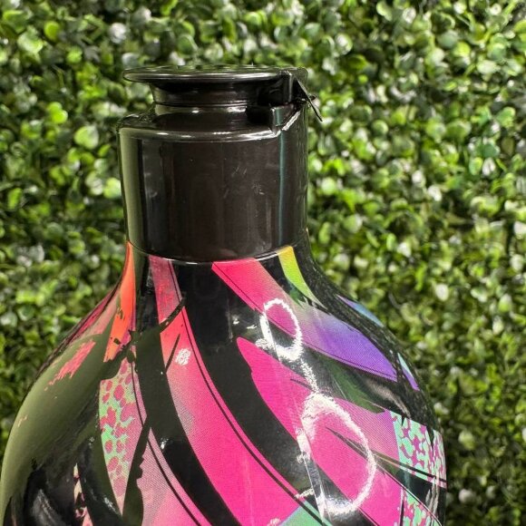 Шампунь HYDRA William Galharde увлажняющий и питающий, 1 л (уценка)