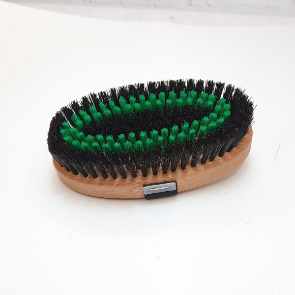 Щетка Keller для лошади Grun