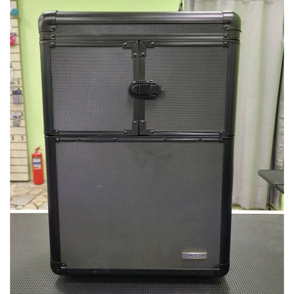 Чемодан грумера Artero на колесиках