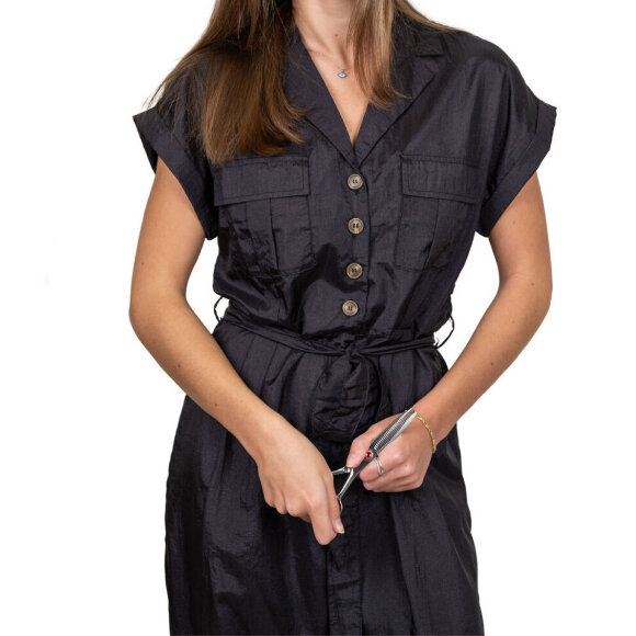 Комбинезон Tikima Favona черный, размер L Комбинезон Tikima Favona черный, размер L