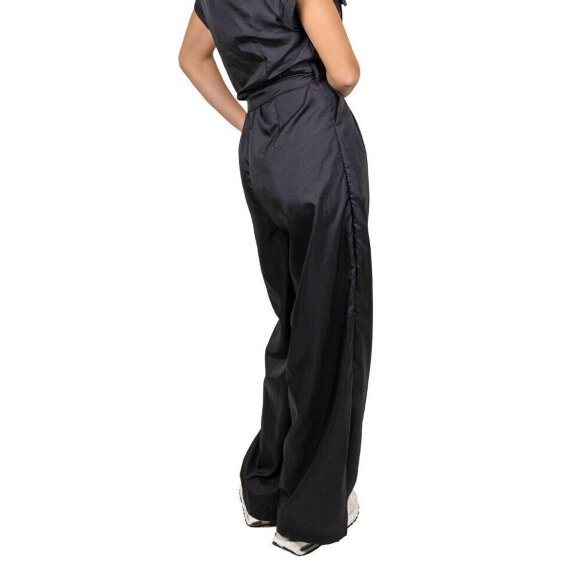 Комбинезон Tikima Favona черный, размер S Комбинезон Tikima Favona черный, размер S