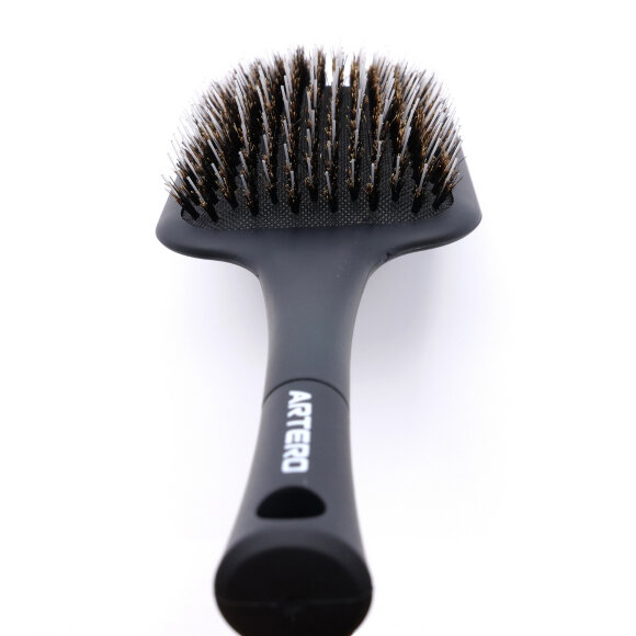 Щетка Artero квадратная со смешанной щетиной Щетка Artero квадратная со смешанной щетиной