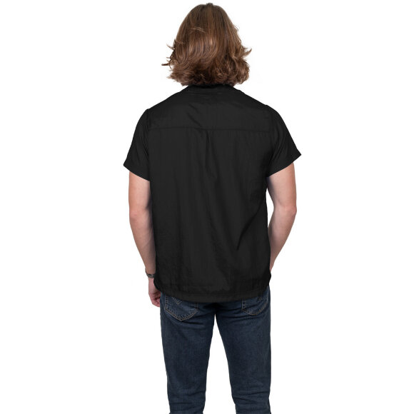 Рубашка грумера Tikima Figari черная, L Рубашка грумера Tikima Figari черная, L