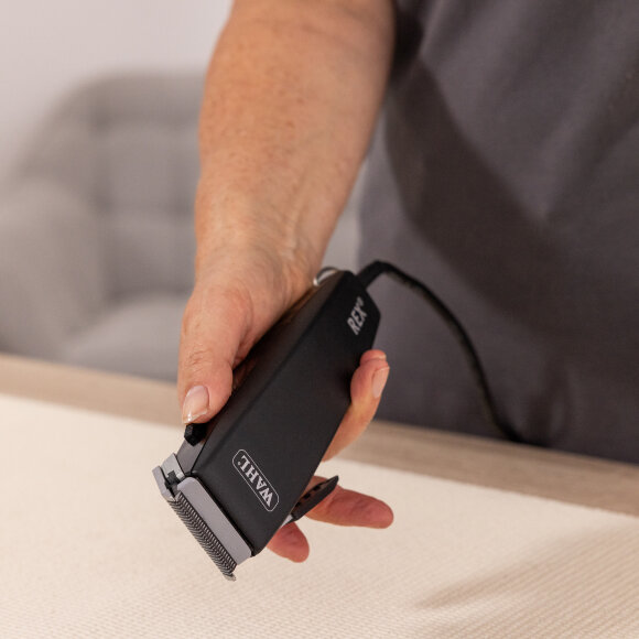 Полупрофессиональная машинка WAHL 1230-0477 Rex для стрижки животных