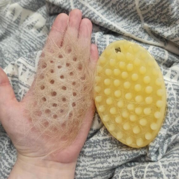 Силиконовая щетка Doggyman для удаления короткой шерсти